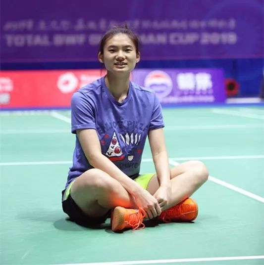 她迅速适应 她迅速适应